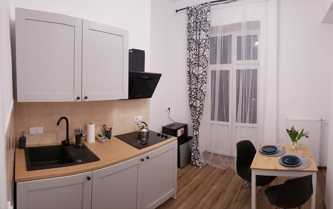 Rowna Apartment
